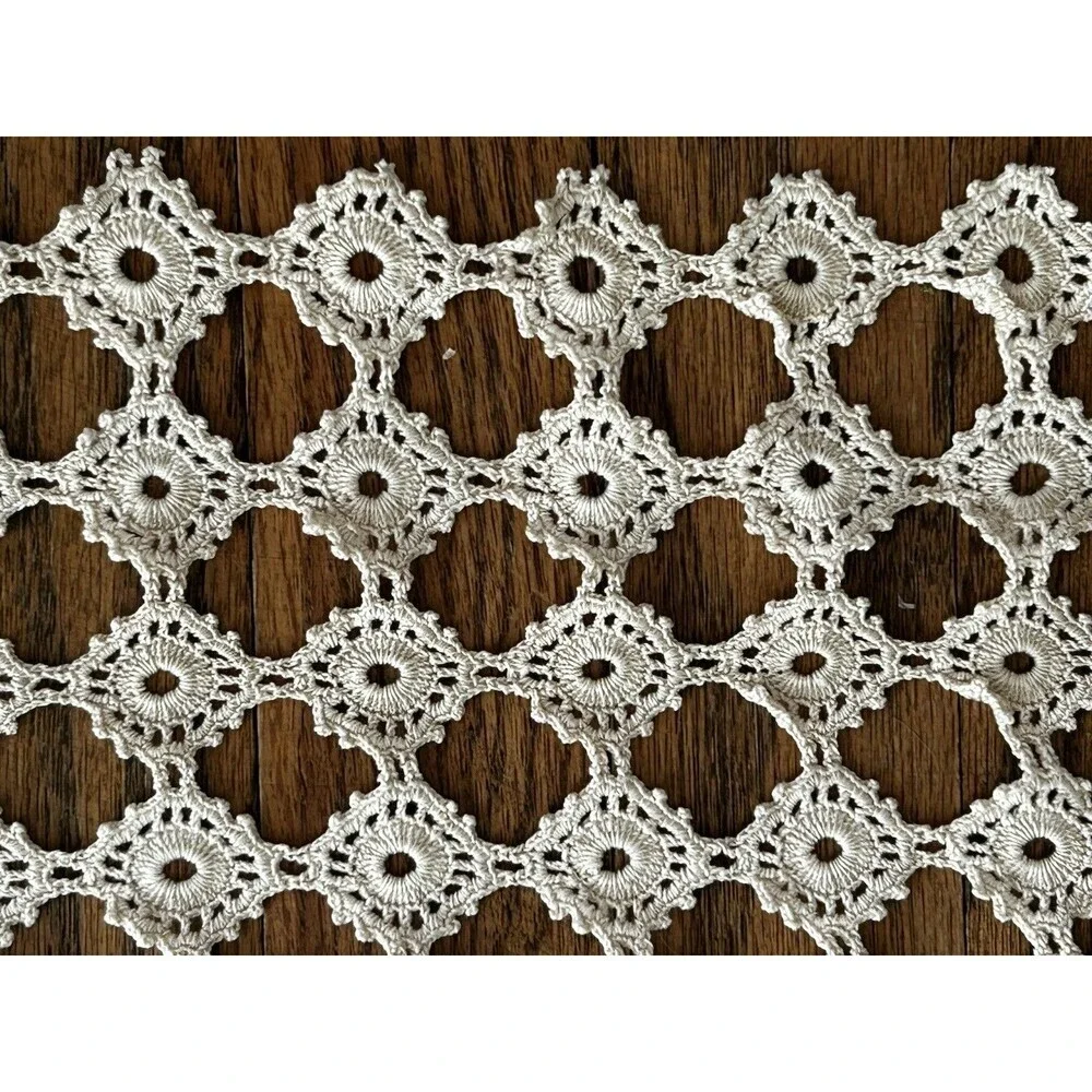 Vintage Crocheted Tablerunner Lace Doily Ivory Country Farmhouse Cottage